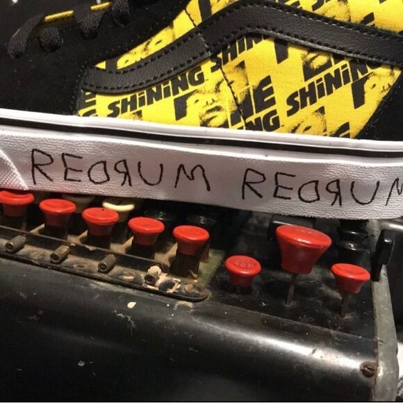 Vans Sk8-Hi House Of Terror ”The Shinning”, Shoes size W8.5 NWT - Picture 10 of 15